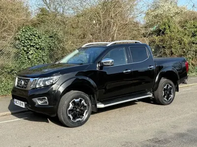 Used Nissan Navara Tekna 190 HP (139 kW) 2021 Black Pickup