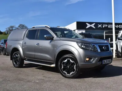 Used Nissan Navara Tekna 190 HP (139 kW) 2020 Grey Pickup