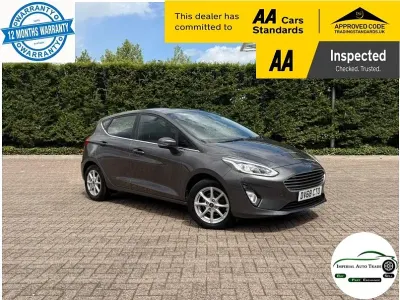 Used Ford Fiesta Zetec 100 HP (73 kW) 2018 Grey Hatchback
