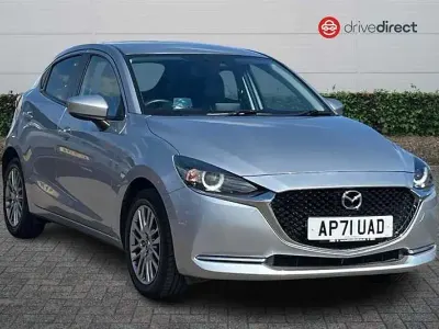 Używany Mazda 2 Inclusive 2021 Srebrny Hatchback