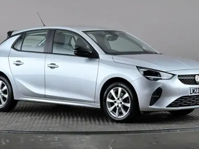 Second-hand Vauxhall Corsa Design Edition 100 CP (73 kW) 2023 Gri Hatchback