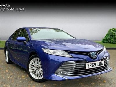 Used 2020 Toyota Camry Hybrid Sedan | £17,869