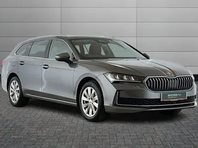 Used Skoda Superb SE Technology 150 HP (110 kW) 2025 Graphite grey Estate