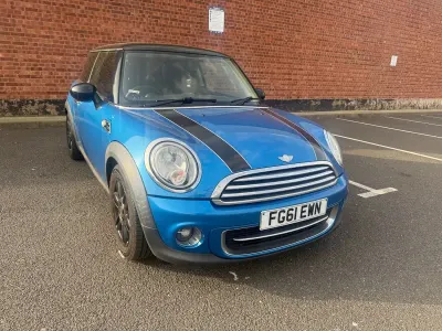 Used Mini Cooper Hatch 122 HP (89 kW) 2011 Blue Hatchback