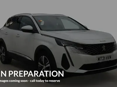Used Peugeot 3008 Allure Premium 131 HP (96 kW) 2021 White SUV