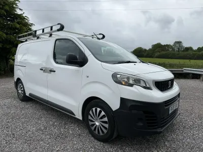 Käytetty Peugeot Expert