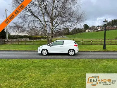 Used Ford Fiesta 85 HP (62 kW) 2020 White Hatchback