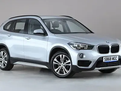 Usado BMW X1 Sport Line 140 CV (102 kW) 2018 Plateado SUV
