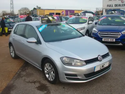 Used VW Golf VII SE 105 HP (77 kW) 2013 Silver Hatchback