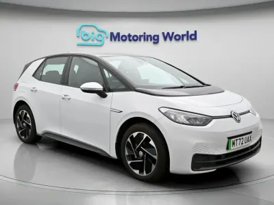 Used VW ID.3 Pure 110 kW (150 HP) 2021 White Hatchback