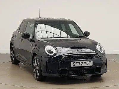 Gebraucht Mini Cooper S Exclusive 178 PS (130 kW) 2022 Schwarz Kleinwagen