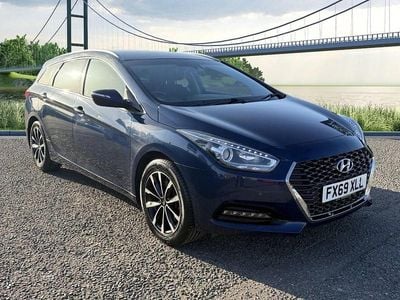 Used Hyundai i40 SE 115 HP (84 kW) 2019 Blue Estate
