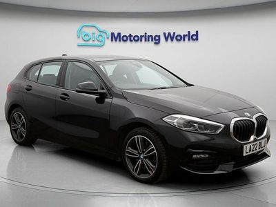 Used BMW 118 Sport Line 134 HP (98 kW) 2022 Black Hatchback
