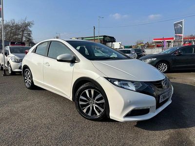 Used Honda Civic SE Plus 2014 White Hatchback