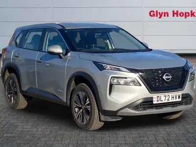 Begagnad Nissan X-Trail Acenta Premium 213 HK (156 kW) 2023 Silver SUV