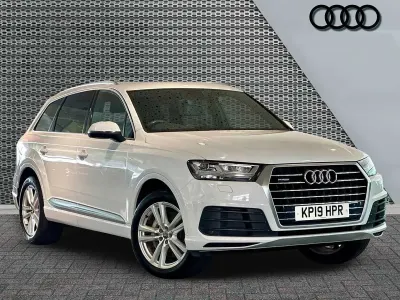 Used Audi Q7 S-Line 267 HP (196 kW) 2019 White SUV