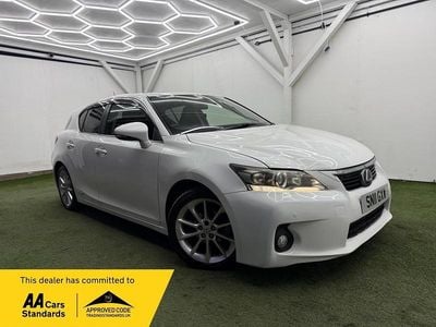 Used Lexus CT200h 2011 White Hatchback