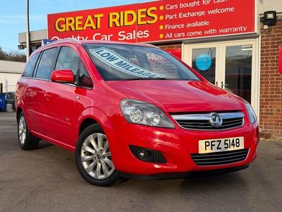 Used Vauxhall Zafira Design Edition 115 HP (84 kW) 2013 Red MPV