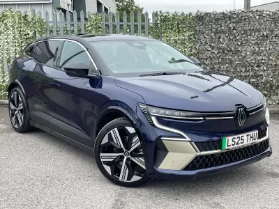Used Renault Mégane Iconic 159 kW (217 HP) 2025 Blue  Hatchback