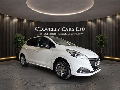 Used Peugeot 208 Allure 82 HP (60 kW) 2017 White Hatchback