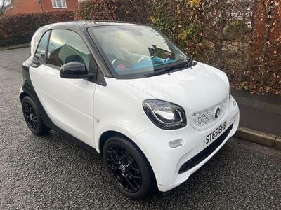 White Used 2015 Smart ForTwo Coupé Premium Coupe | £5,795 (Fair price)
