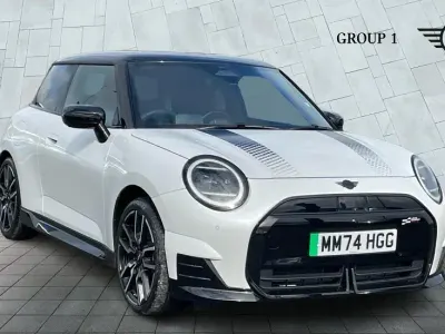 Used Mini Cooper SE Hatch 158 kW (215 HP) 2024 White Hatchback