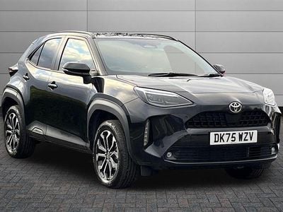Used Toyota Yaris Cross Design 116 HP (85 kW) 2025 Black SUV