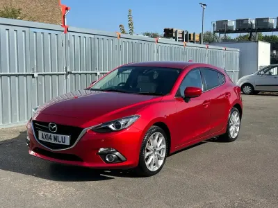 Used Mazda 3 Inclusive 165 HP (121 kW) 2014 Red Hatchback