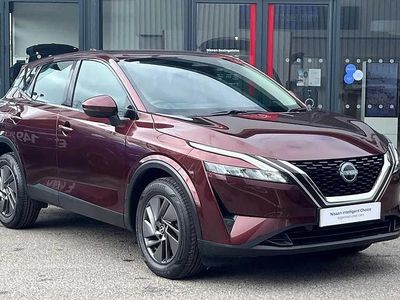 Used Nissan Qashqai Acenta Premium 138 HP (101 kW) 2022 Red SUV