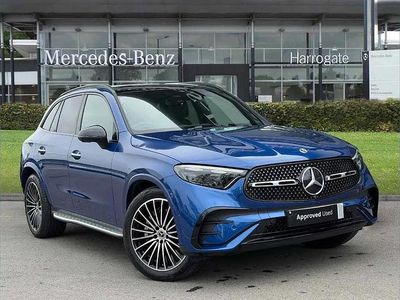 Begagnad Mercedes GLC300e AMG Line Premium Plus 254 HK (186 kW) 2025 Blå SUV