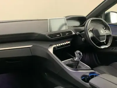 Used Peugeot 3008 GT-line 129 HP (94 kW) 2019 White SUV