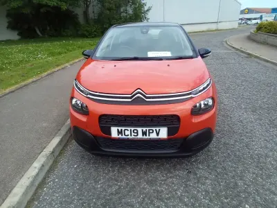 Used Citroën C3 Feel 2019 Orange Hatchback