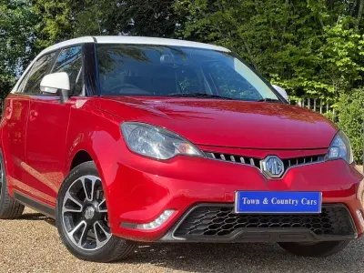 Usado MG MG3 106 HP (77 kW) 2018 Vermelho Citadino