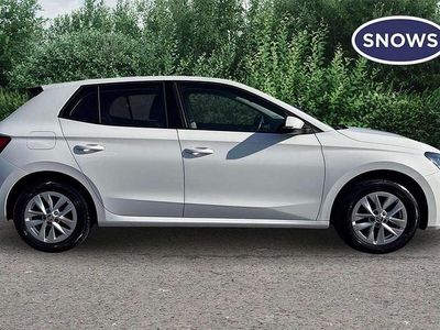 Used Skoda Fabia Comfort 95 HP (69 kW) 2022 White Hatchback