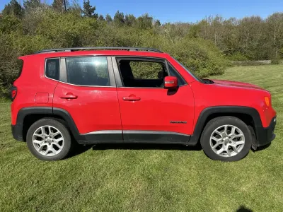 Usado Jeep Renegade Longitude 120 CV (88 kW) 2015 Rojo SUV