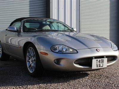 Jaguar XKR