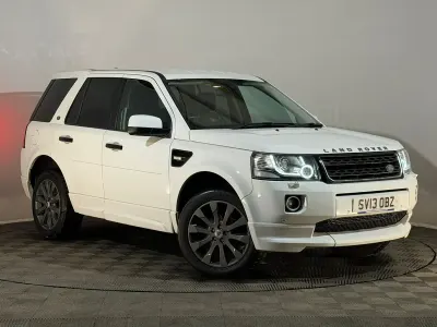 Used Land Rover Freelander 2 Dynamic 150 HP (110 kW) 2013 White SUV