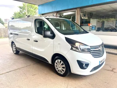 Used Vauxhall Vivaro Sportive 125 HP (91 kW) 2019 White MPV