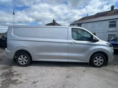 Used Ford Transit Custom Limited 136 HP (100 kW) 2024 Silver Van