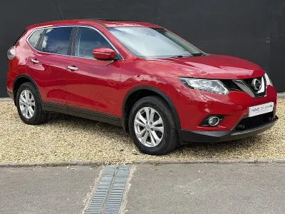 Used Nissan X-Trail Acenta 130 HP (95 kW) 2016 Red SUV