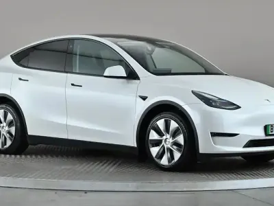 Used Tesla Model Y Long Range AWD 286 kW (389 HP) 2025 SUV