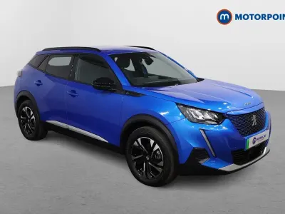 Second-hand Peugeot e-2008 Allure+ 100 kW (136 CP) 2023 Albastru SUV