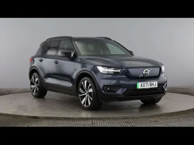 Usado Volvo XC40 Pro 300 kW (408 CV) 2022 Azul SUV