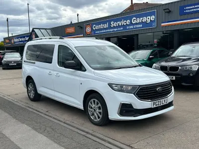 Used Ford Tourneo Connect Titanium 122 HP (89 kW) 2023 White MPV