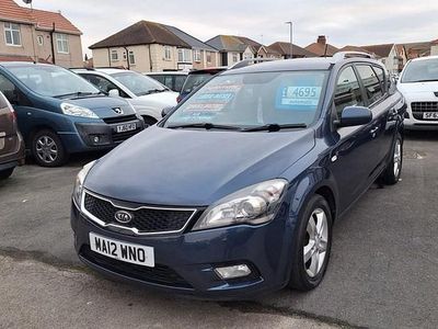 Used Kia Ceed 114 HP (83 kW) 2012 Blue Hatchback