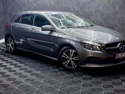 Used Mercedes A180 SE 109 HP (80 kW) 2015 Grey Hatchback