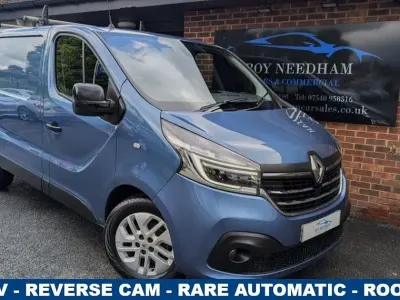 Used Renault Trafic 2020 Blue MPV