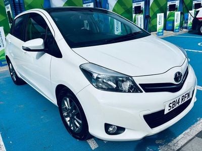 Used Toyota Yaris 2014 White Hatchback