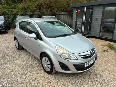 Used Vauxhall Corsa S 83 HP (61 kW) 2013 Silver Hatchback