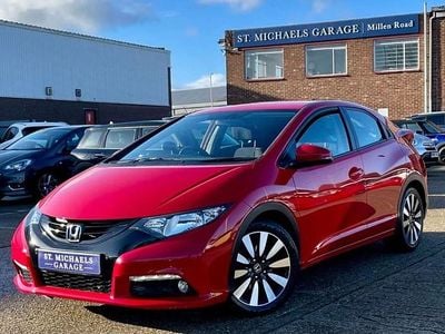 Red Used 2014 Honda Civic SE Plus Hatchback | £8,695 (A bit pricey)